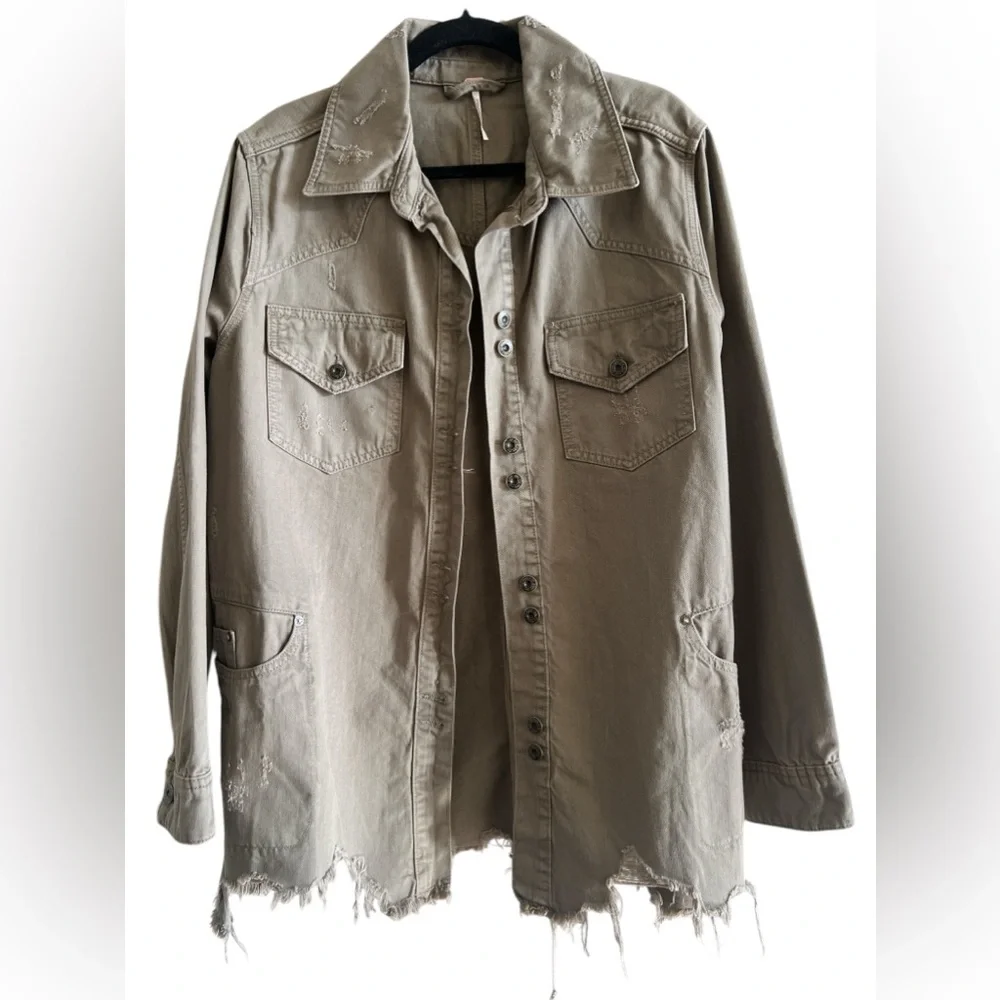 Free People Moonchild Green Distressed Denim Utility ShirtJacket Size L NEW